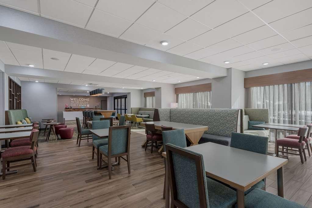 Hampton Inn By Hilton Уилямс Ресторант снимка